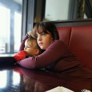 Meet your Posher, Dominique